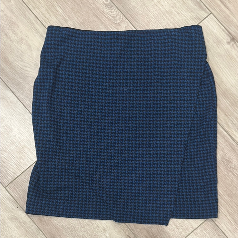 J. Jill Houndstoooth Ponte Knit Faux Wrap Skirt Petite